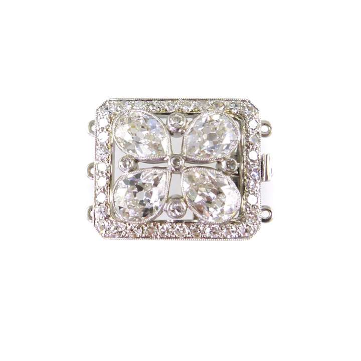 Openwork rectangular diamond cluster clasp, with fittings for three rows